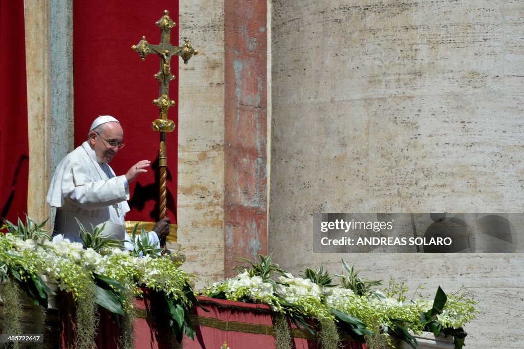 VATICAN-ITALY-POPE-EASTER-MASS-HOLY WEEK