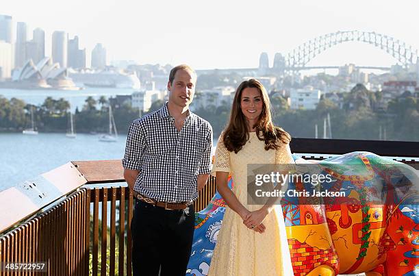 Catherine, Duchess of Cambridge and Prince William, Duke of Cambridge during a visit to Taronga Zoo on April 20, 2014 in Sydney, Australia. The Duke...