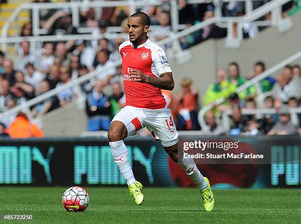 Arsenal O2 Walcott James Walcott Photos and Premium High Res Pictures - Getty Images
