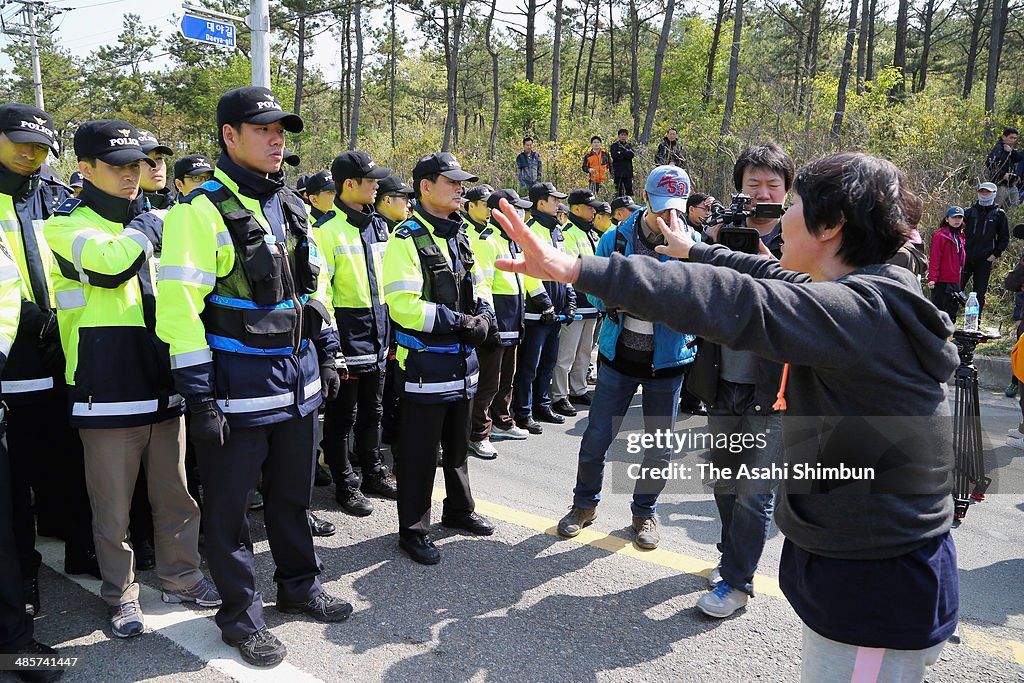 Rescue Work Continues At South Korean Ferry Disaster Site