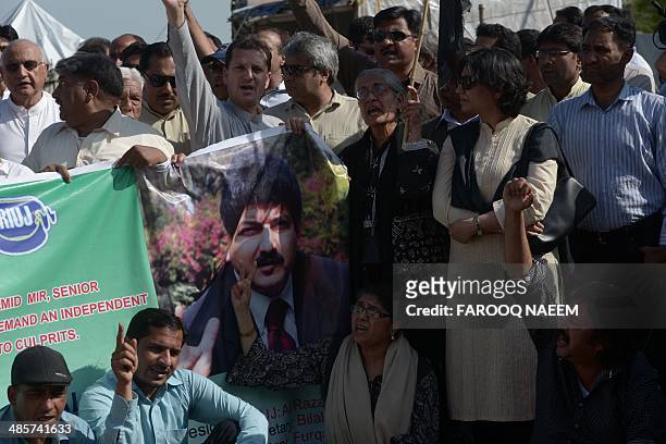 Pakistani media representatives protest against the attack on prominent Pakistani journalist Hamid Mir in Islamabad on April 20, 2014. Pakistan's...