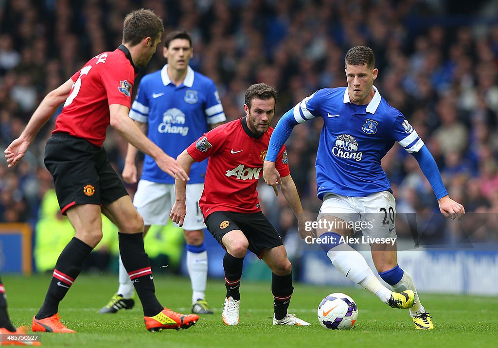 Everton v Manchester United - Premier League