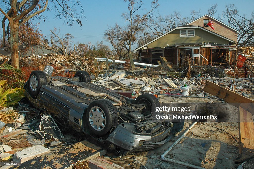 Hurrikan Katrina Sturmschäden Overturned Auto