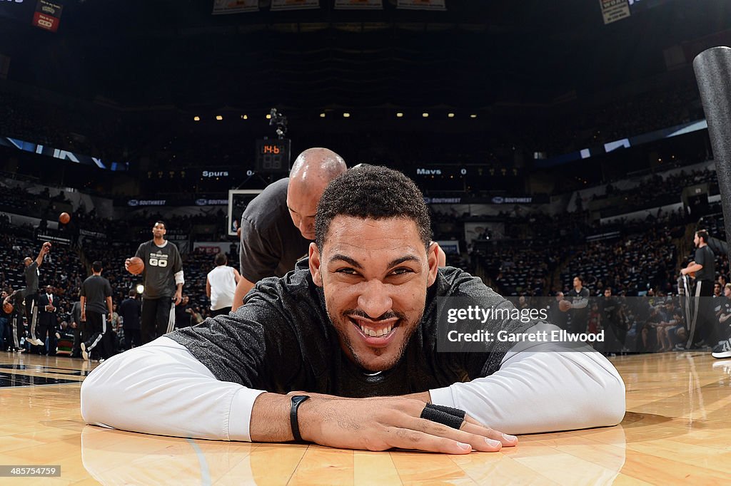 Dallas Mavericks v San Antonio Spurs - Game One