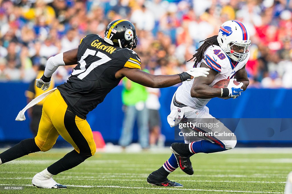 Pittsburgh Steelers v Buffalo Bills