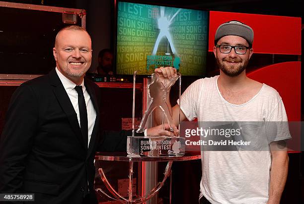 Singer Mark Forster and entertainer Stefan Raab poses after the Bundesvision Song Contest 2015 at OVB-Arena on August 29, 2015 in Bremen, Germany. On...
