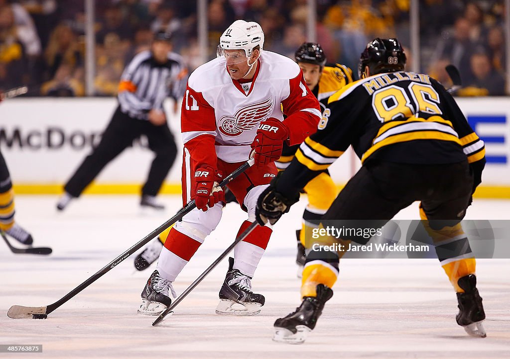 Detroit Red Wings v Boston Bruins - Game Two