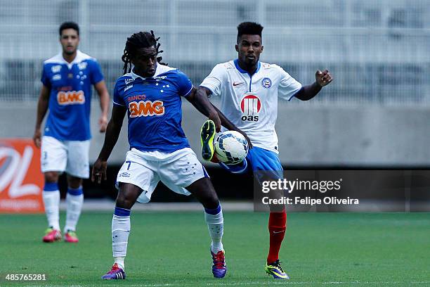 Tinga of Cruzeiro in action during the match between Bahia v Cruzeiro as part of Brasileirao Series A 2014 at Arena Fonte Nova Stadium on april 20,...