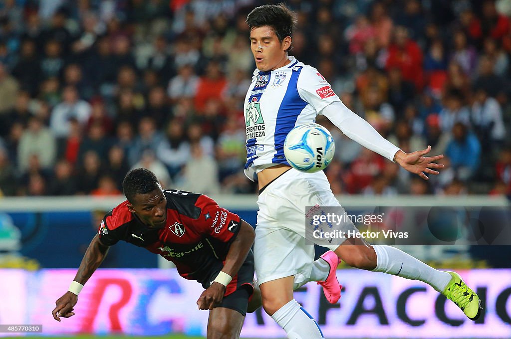 Pachuca v Atlas - Apertura 2015 Liga MX