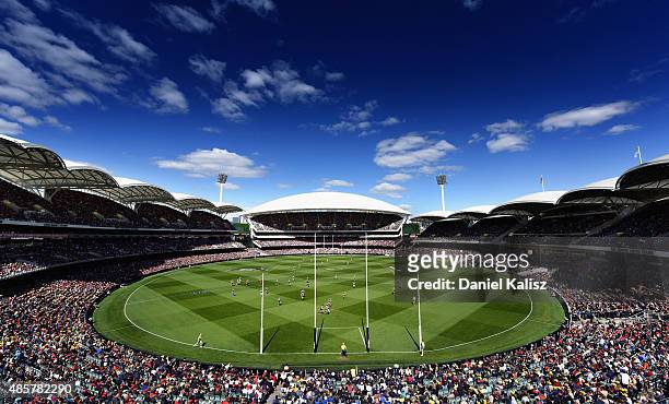 General view of play during the round 22 AFL match between the Adelaide Crows and the West Coast Eagles at Adelaide Oval on August 30, 2015 in...