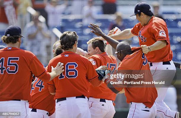 Photo by John Ewing/staff photographer -- Wednesday, July 20, 2011 -- Portland Sea Dogs vs. The Binghamton Mets at Hadlock Field. Sea Dog outfielder...