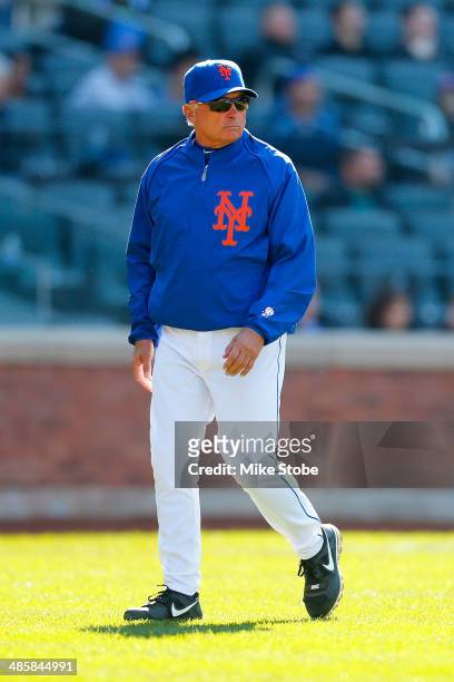 Manager Terry Collins of the New York Mets in action against the Atlanta Braves at Citi Field on April 20, 2014 in the Flushing neighborhood of the...