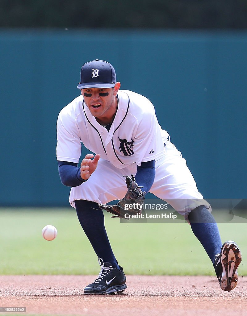 Los Angeles Angels of Anaheim v Detroit Tigers