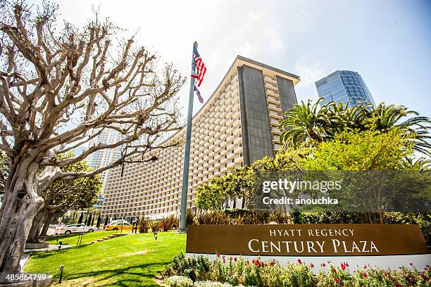 hyatt regency century plaza, los angeles - century plaza hotel stock pictures, royalty-free photos & images