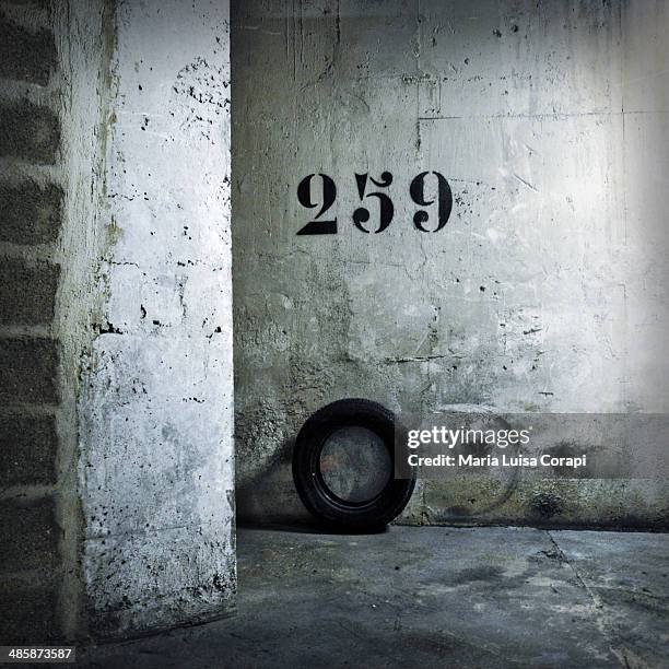 259 Images Car Workshop Wall Photos and Premium High Res Pictures - Getty Images