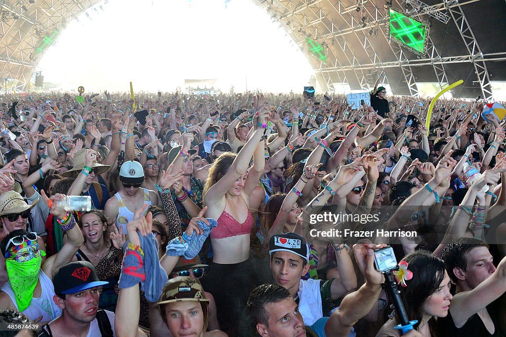 2014 Coachella Valley Music and Arts Festival - Weekend 2 - Day 3