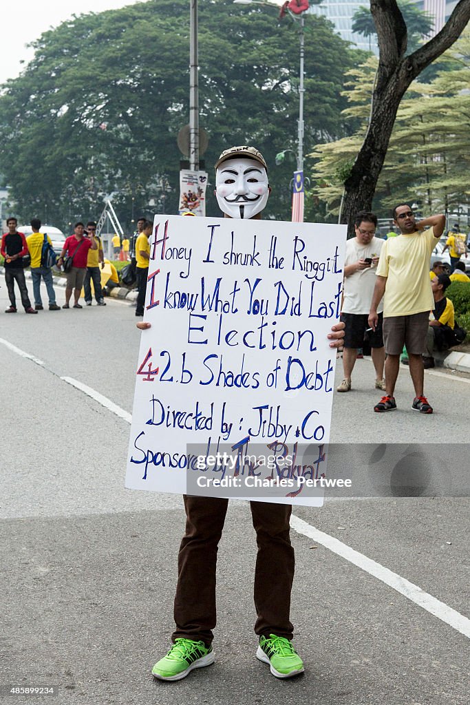 Malaysians Hold Mass Rally To Demand Resignation Of Prime Minister Najib Razak