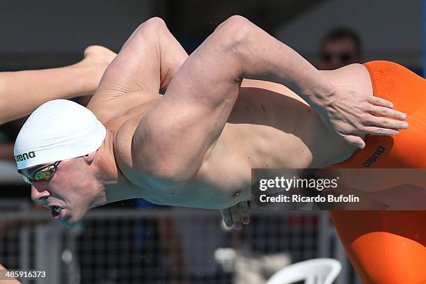 Joao de Lucca competes on the qualifying for 200m Freestyle on day one of the Maria Lenk Swimming Trophy 2014 at Ibirapuera Sports Complex on April...