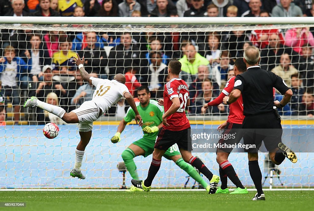 Swansea City v Manchester United - Premier League