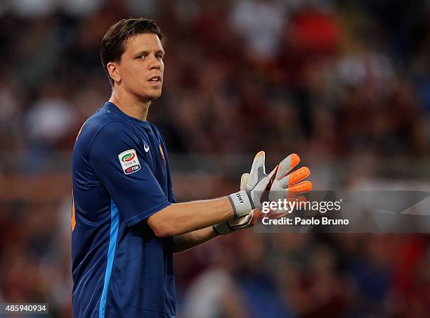 Roma goalkeeper Wojciech Szczesny looks on during the Serie A match between AS Roma and Juventus FC at Stadio Olimpico on August 30, 2015 in Rome,...