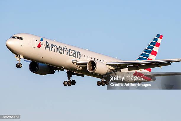 american airlines boeing 767-300 er / - american airlines foto e immagini stock