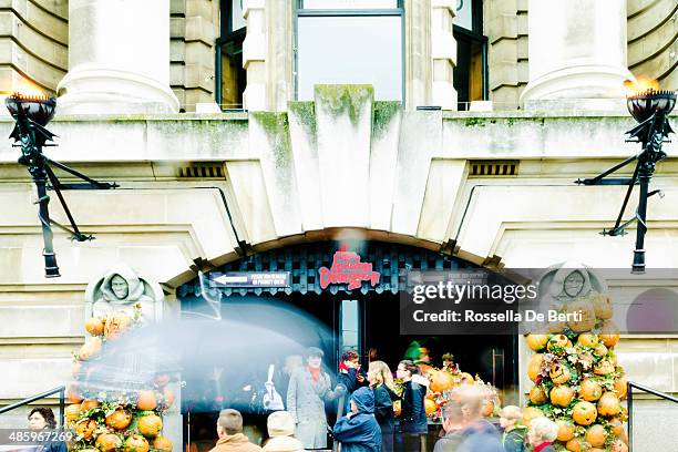 the london dungeon - dungeon stock pictures, royalty-free photos & images