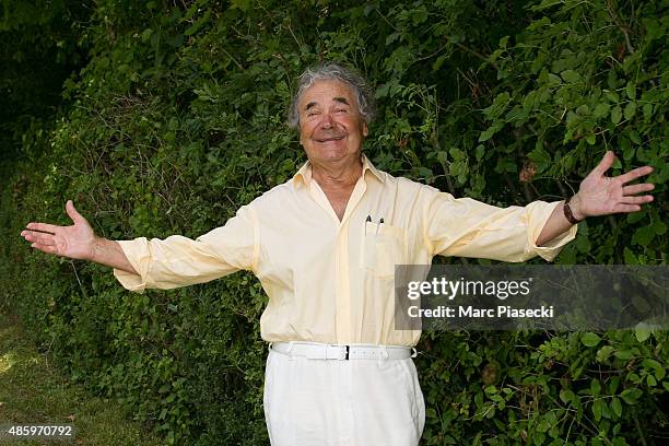 Pierre Perret attends the 2Oth 'La Foret des Livres' book fair on August 30, 2015 in Chanceaux-pres-Loches, France.