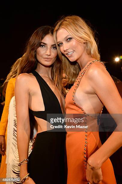 Lily Aldridge and Karlie Kloss attend the 2015 MTV Video Music Awards at Microsoft Theater on August 30, 2015 in Los Angeles, California.