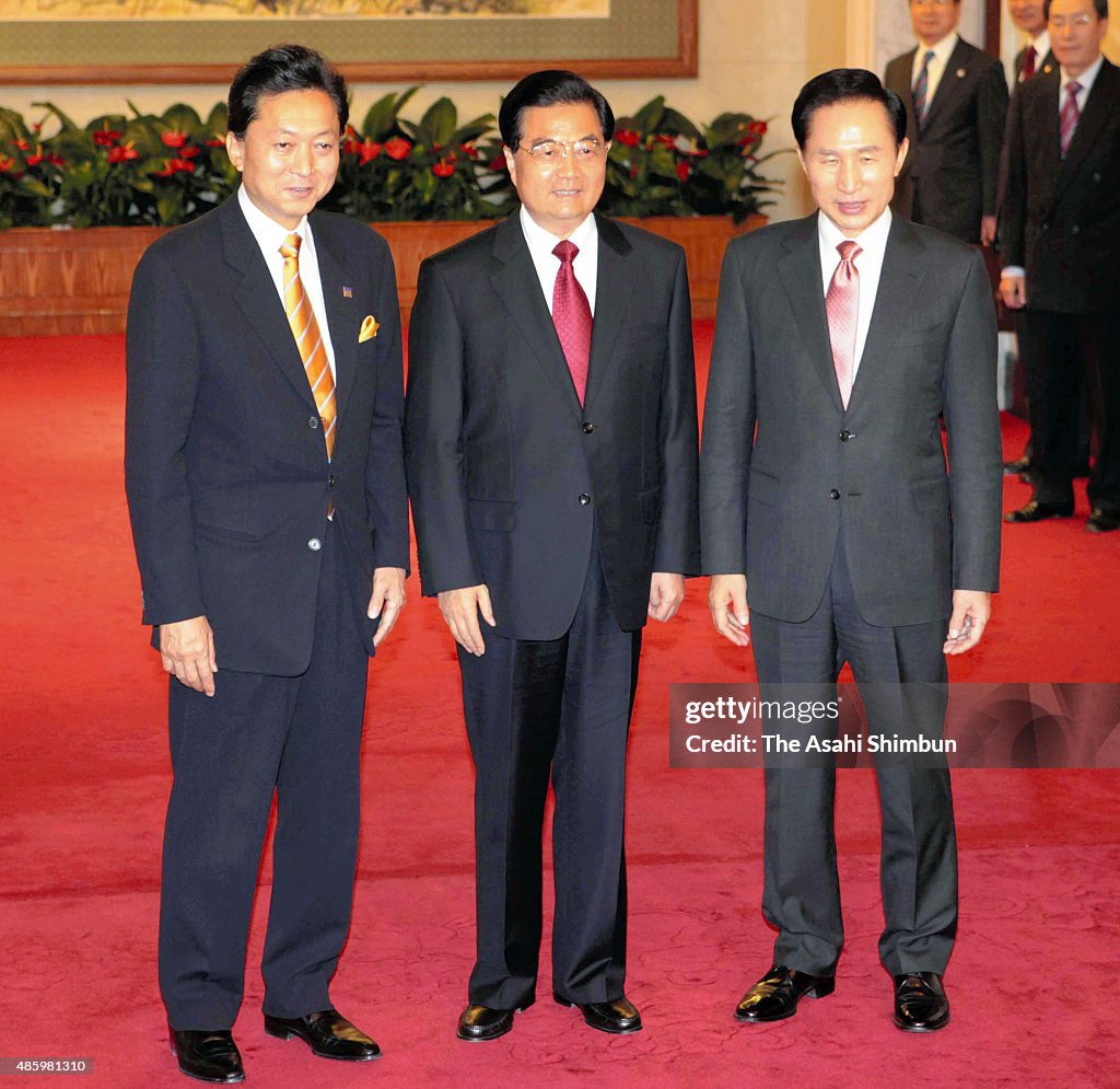 Japan-China-South Korea Trilateral Summit Held In China