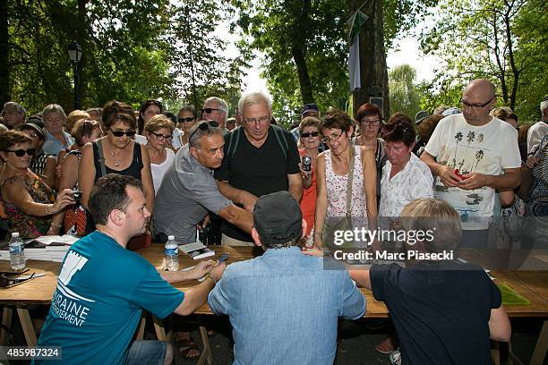 Jean-Pierre Darroussin attends the 2Oth 'La Foret des Livres' book fair on August 30, 2015 in Chanceaux-pres-Loches, France.