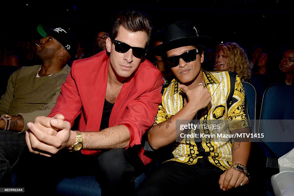 2015 MTV Video Music Awards - Backstage