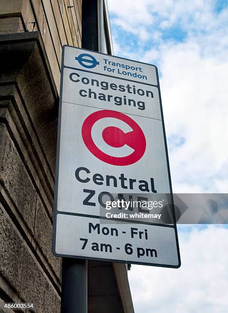 london congestion charge sign - penalty fee stock pictures, royalty-free photos & images
