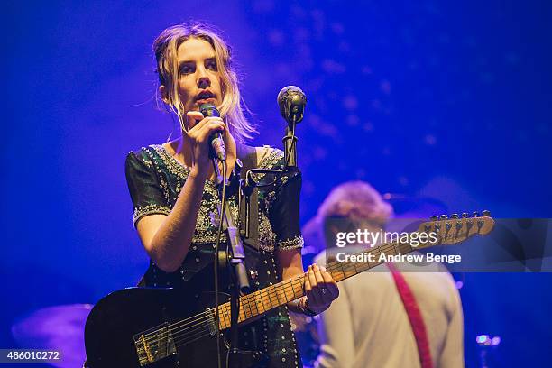 Ellie Rowsell of Wolf Alice performs on the NME Radio 1 stage during day 3 of Leeds Festival at Bramham Park on August 30, 2015 in Leeds, England.