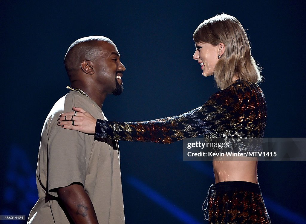 2015 MTV Video Music Awards - Fixed Show