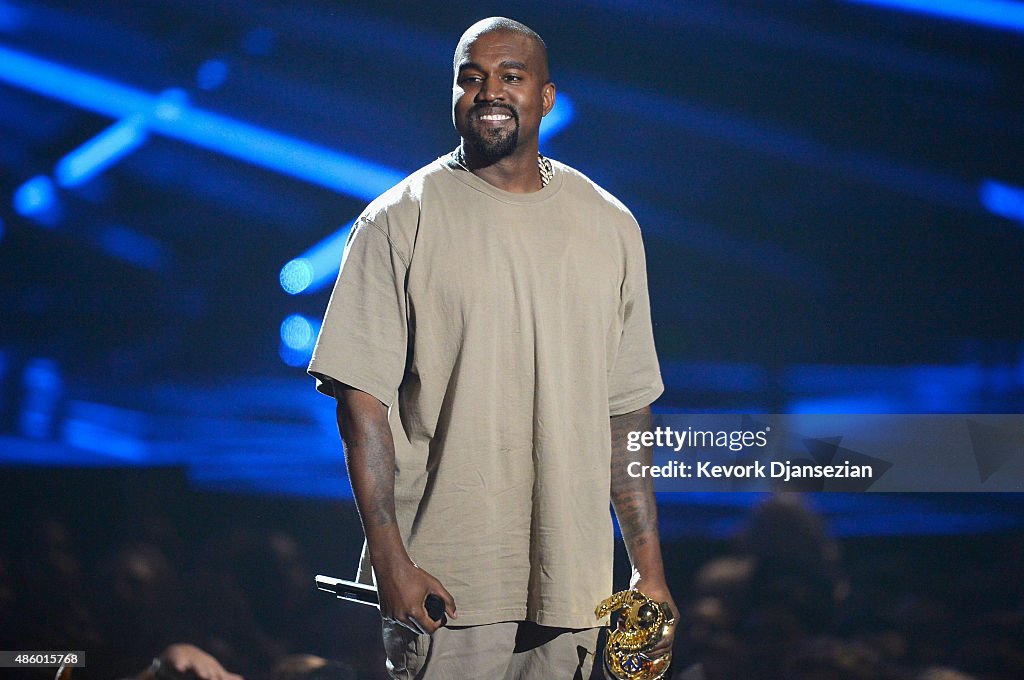 2015 MTV Video Music Awards - Fixed Show