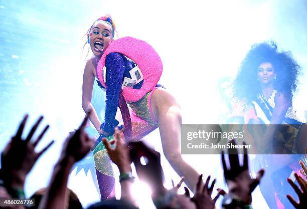 Host Miley Cyrus, styled by Simone Harouche, performs onstage during the 2015 MTV Video Music Awards at Microsoft Theater on August 30, 2015 in Los...