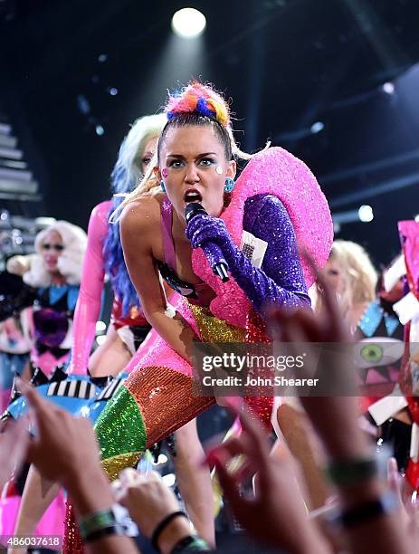 Host Miley Cyrus, styled by Simone Harouche, performs onstage during the 2015 MTV Video Music Awards at Microsoft Theater on August 30, 2015 in Los...
