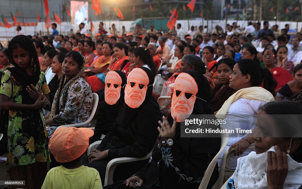 Narendra Modi Addresses Rally In Mumbai