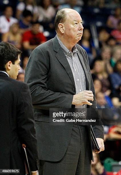Associate head coach Paul Mokeski of the Rio Grande Valley Vipers watches his players play against the Santa Cruz Warriors on April 21, 2014 during...