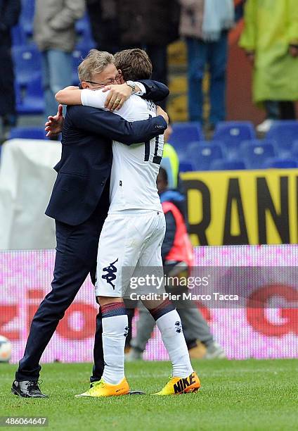 Head Coach of Cagliari Calcio Ivo Pulga celebrates with players of his team's victory during the Serie A match between Genoa CFC and Cagliari Calcio...