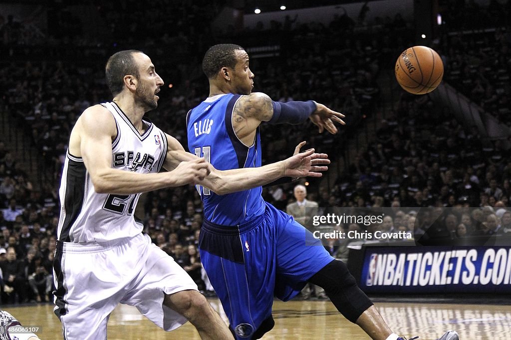 Dallas Mavericks v San Antonio Spurs - Game One