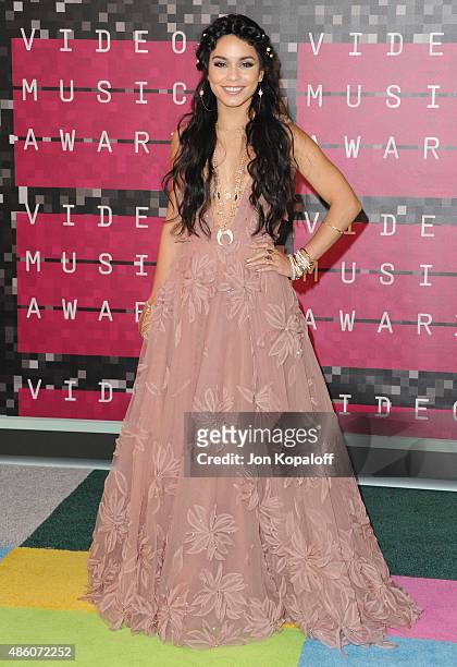 Actress Vanessa Hudgens arrives at the 2015 MTV Video Music Awards at Microsoft Theater on August 30, 2015 in Los Angeles, California.