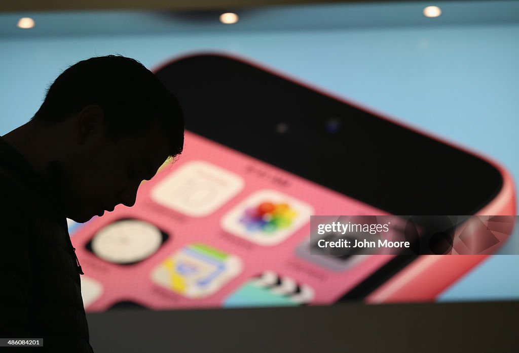 Apple Stores Mark Earth Day, Day After Announcing New Green Initiative