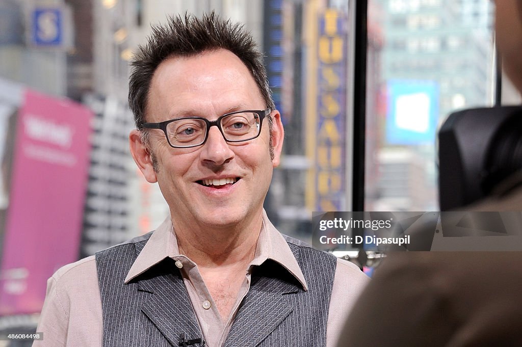 Michael Emerson Visits "Extra"