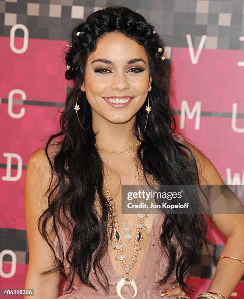 Actress Vanessa Hudgens arrives at the 2015 MTV Video Music Awards at Microsoft Theater on August 30, 2015 in Los Angeles, California.