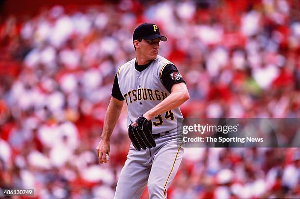Kris Benson of the Pittsburgh Pirates pitches against the St. Louis Cardinals during a game at Busch Stadium on June 2, 2002 in St. Louis, Missouri....