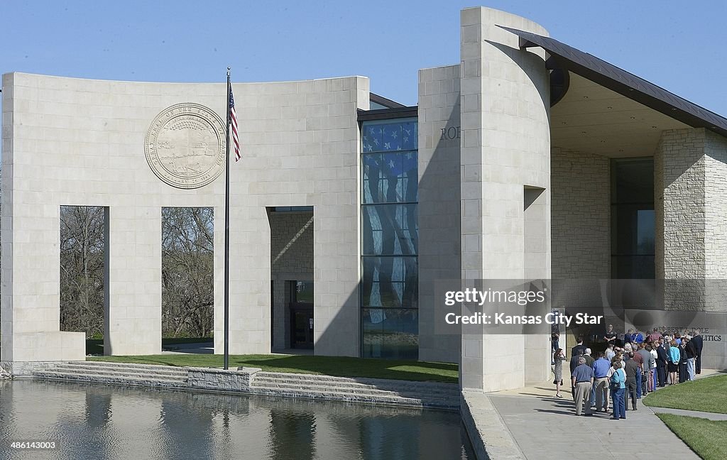 Former Kansas Sen. Bob Dole speaks at KU's Dole Institute