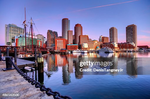 Skyline von Boston über das'Harborwalk Skyline von Boston über das'Harborwalk