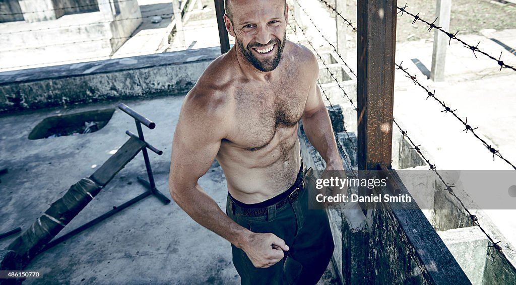 Sin aliento Lleno llegar Actor Jason Statham is photographed for Men's Health UK on December...  Fotografía de noticias - Getty Images