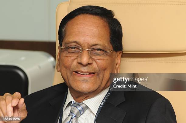 Anji Rabadi 38 Dr Anji Reddy Stock Photos, High-Res Pictures, and Images - Getty Images